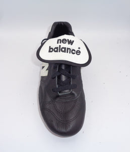 NEW BALANCE STRIKER FOOTBALL BOOTS - NEW BALANCE - SIZE 5